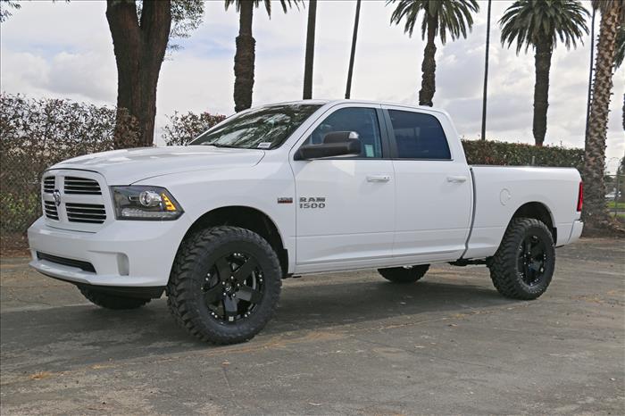 Icon Stage 5 2.5" Lift Kit w/Reservoir Shocks 09-21 Ram 1500 4wd - Click Image to Close